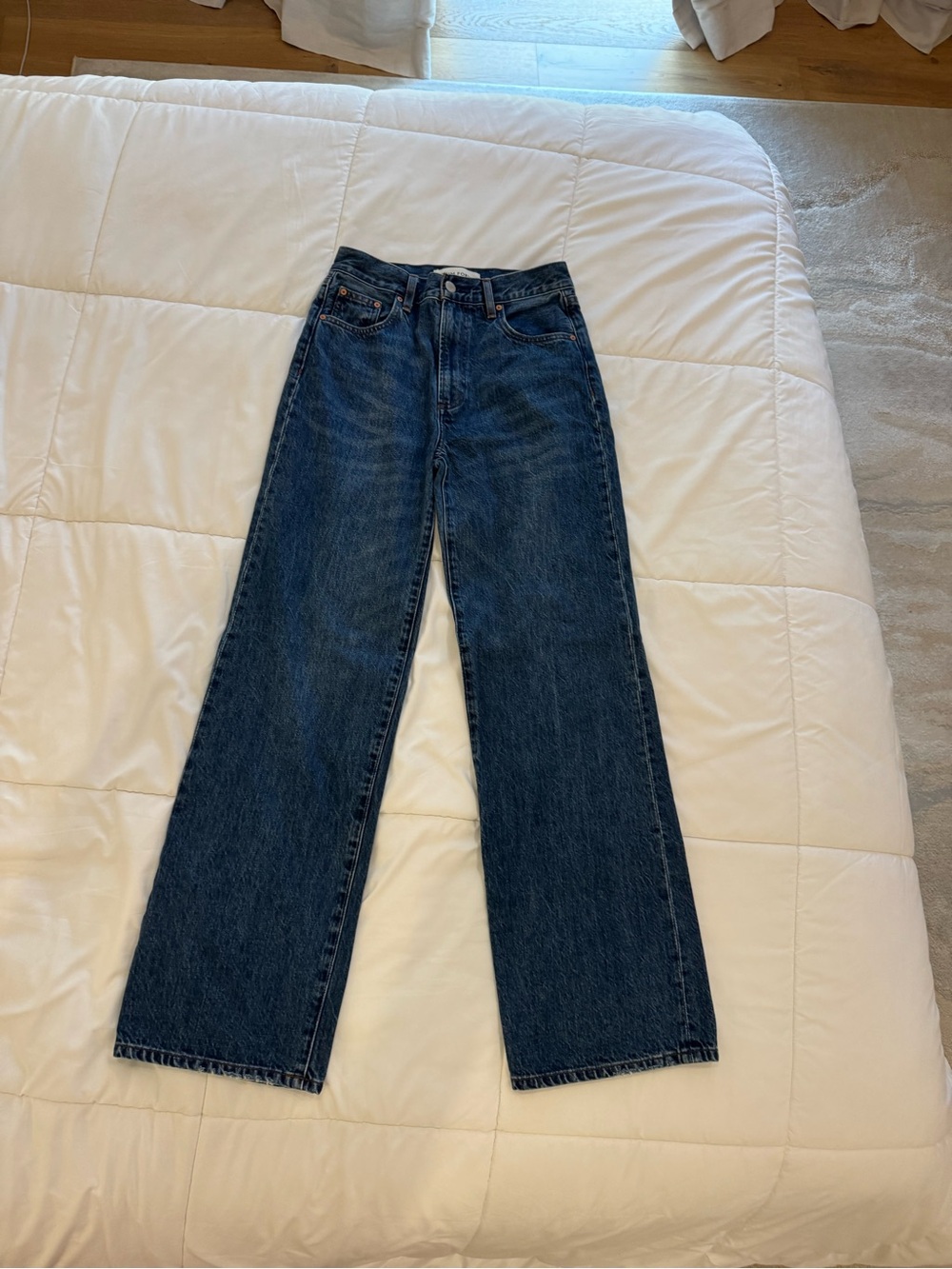 Denim Forum wide-Leg Jeans in Dark Blue Denim